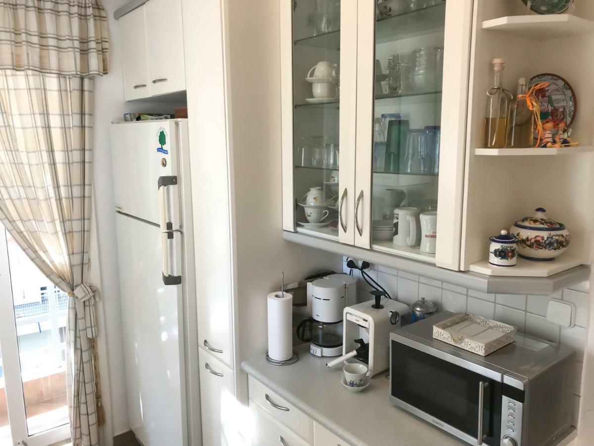 Kerry'S Cosy Apartment Vári المظهر الخارجي الصورة